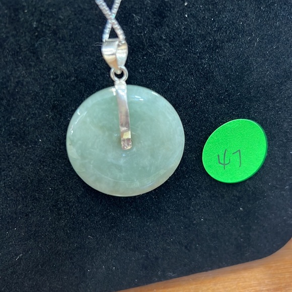 New Natural Burmese Jade Donut Sterling Silver Pendant - Picture 2 of 3